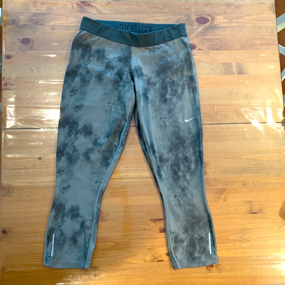 NIKE Pro crop legging